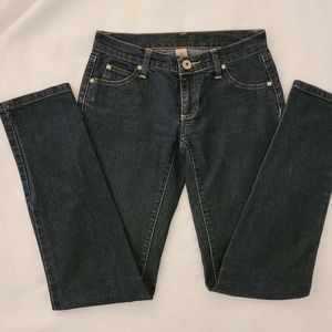 Arizona Co. LIKE NEW Skinny Jeans with stretch!! Size 1